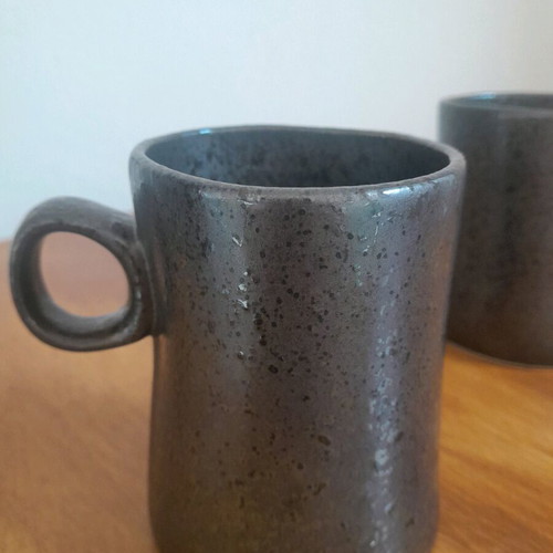 Ceramic mugs Flying tiger set of 2 like new