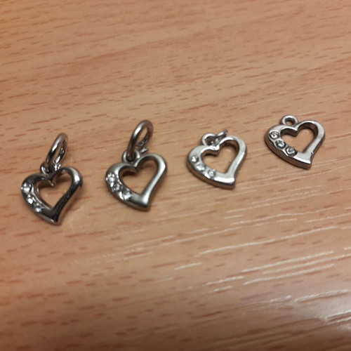 Heart pendants with rhinestones for jewelry, like new, pack of 4