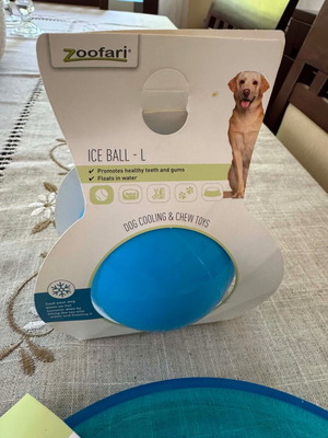 Zoofari Ice Ball Large dog toy