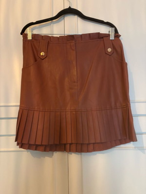 Mini skirt with pleats Zara like new, brown