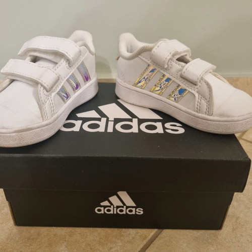 Adidas Grand Court I baby sports shoes size 20 like new