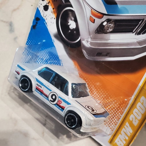 Hot Wheels BMW 2002 2011 σφραγισμένο