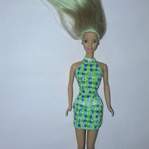 Barbie Pretty in Plaid 1999 like new