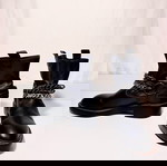  ZARA γυναικεία μποτάκια με αλυσίδα