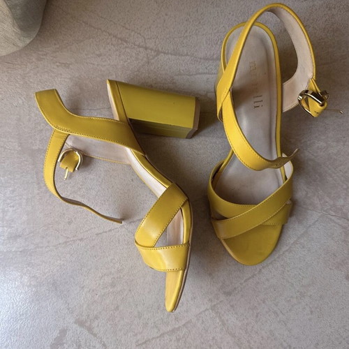 Minelli yellow leather sandals heel 9.5 cm like new