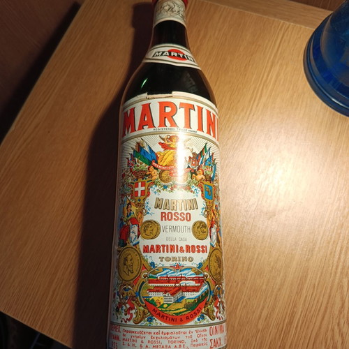 Martini Rosso vermouth sealed from the 70s