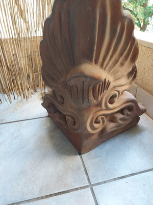 Akrokeramo 43 centimeters like new, heavy decoration