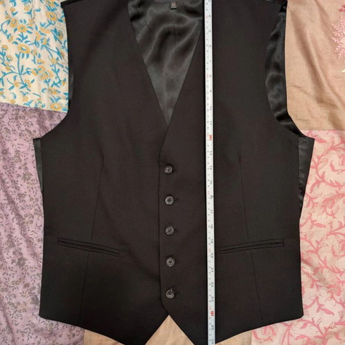 Rococo black vest size M new with bow tie gift