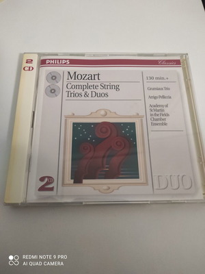 Mozart Complete String Trios & Duos 2 CD like new, classical