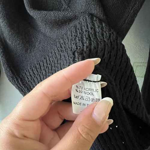 A-Style black wool sweater new, 70% acrylic 30% wool, size M