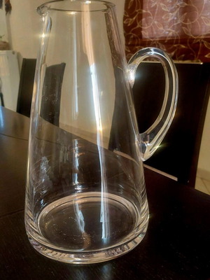 Glass pitcher like new, large transparent elegant