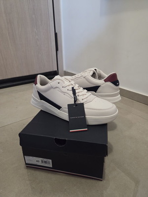Tommy Hilfiger παπούτσια Elevated Cupsole Leather καινούργια, νούμερο 43, άσπρα