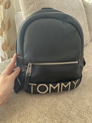 Tommy Jeans women's backpack, black with silver details