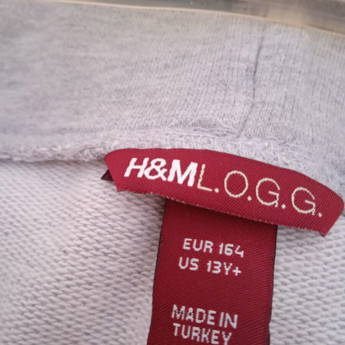 H&M skirt gray like new