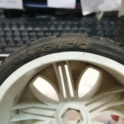 Ζάντα και ελαστικό HPI Racing 140x70 μεταχειρισμένα, Phaltline