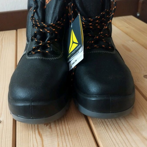 Delta Plus S3 work shoes new size 46 black orange