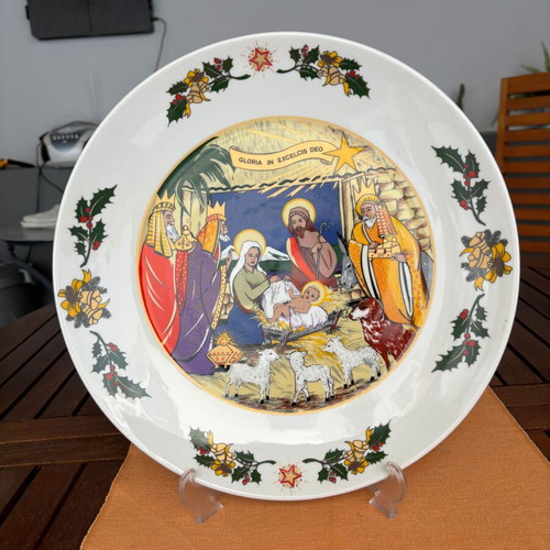 Decorative religious plate like new with stand, 32 cm diameter
