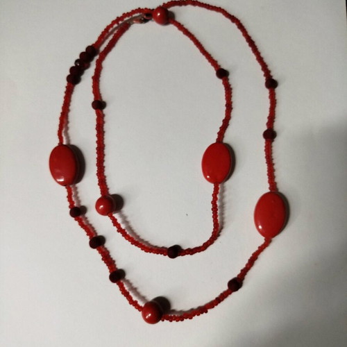 Necklace with ceramic beads new, length 116 centimeters
