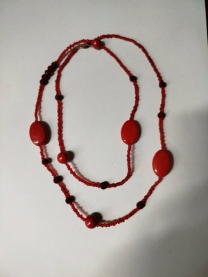 Necklace with ceramic beads new, length 116 centimeters