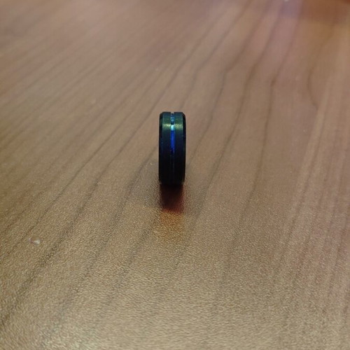 Men's ring blue and black size 10 like new