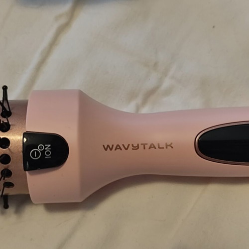 Wavytalk thermal hair brush