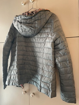 Jacket like new, very beautiful