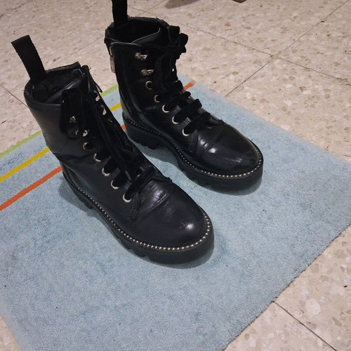 Guess women's biker boots used, black leather and velvet, size 38