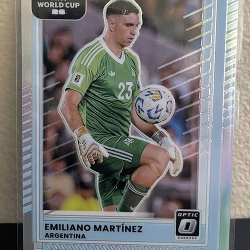 2025-26 Panini Donruss Optic Road to World Cup Silver Emiliano Martinez #160 like new