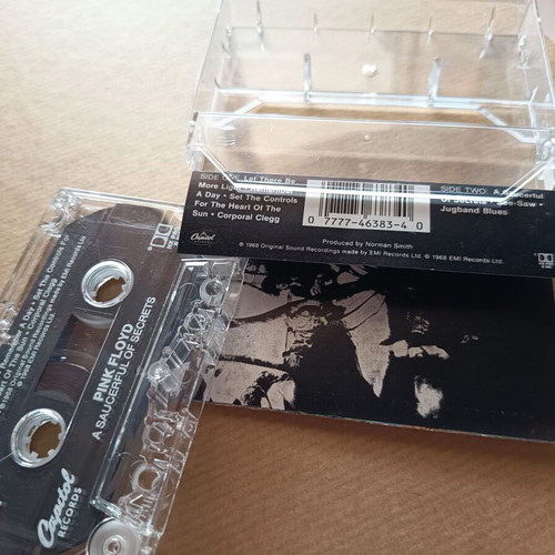 Pink Floyd A Saucerful of Secrets cassette tape like new, Capitol Records US edition