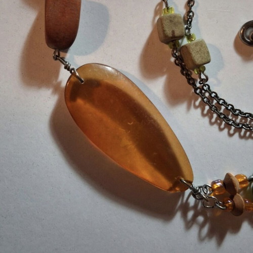 Boho Style necklace like new, green and orange