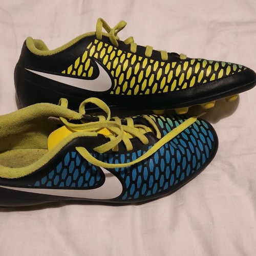 Nike football shoes in very good condition size 38.5