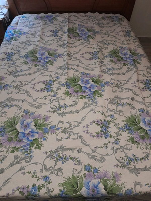Piqué blanket with lace like new, dimensions 230x225