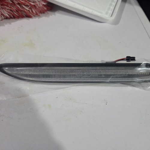 Ford Mondeo Mk4 Indicator LED Dynamic (L) new unused