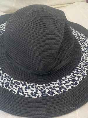 Marks & Spencer ladies black animal print beach hat