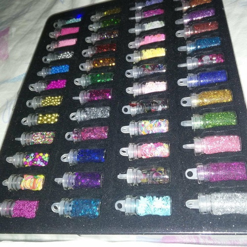 Set of 48 Glitter and Nail Art Flakes in Glass Bottles with Metal Case