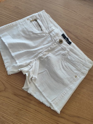 Tally Weijl white women's shorts like new, size S