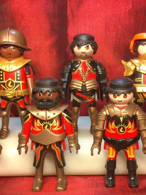Playmobil Novelmore knights set of 9 like new