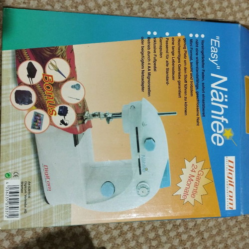 Mini sewing machine like new