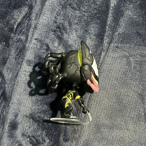 Funko Pop Venomized X-23 figure like new with base