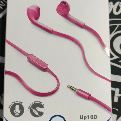 Celly Stereo wired pink earphones new with microphone