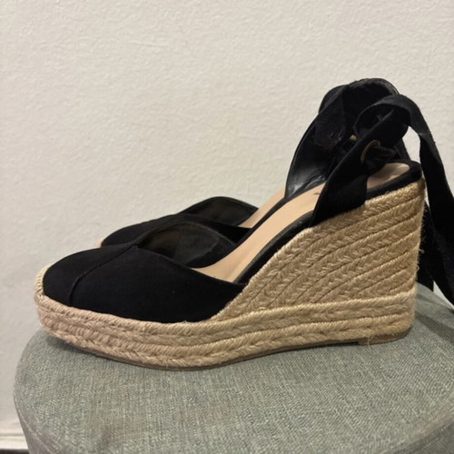 Zara women's espadrilles like new, size 37, black and beige