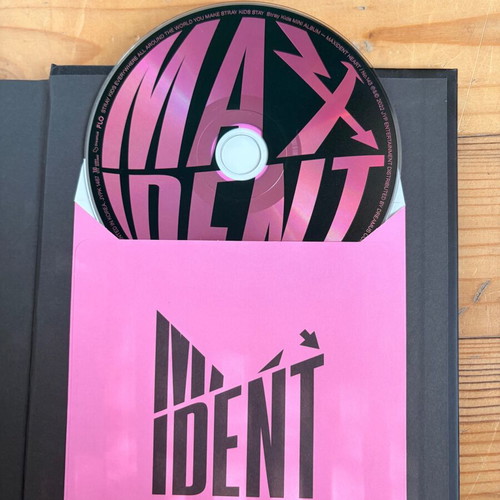 Stray Kids Maxident Kpop album with extras