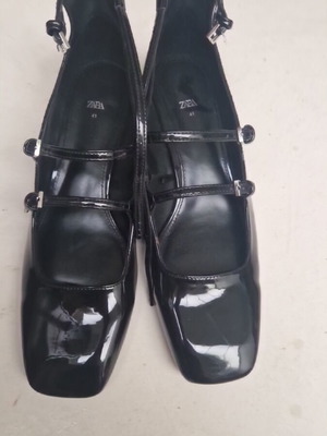 Zara shoes pumps with straps like new, black size 41