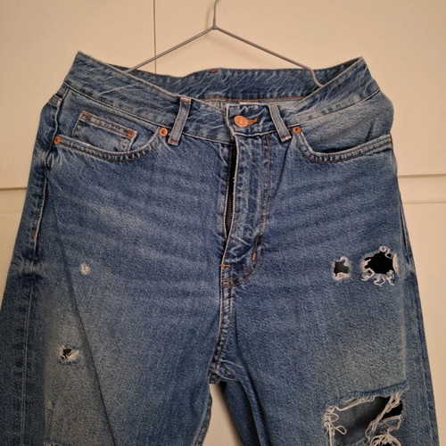 H&M women's jeans used, high waist with rips