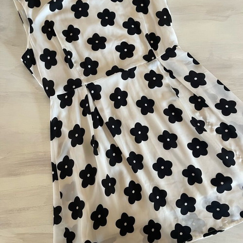 Mini dress used white with black flowers size Large