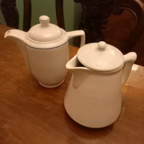 Vintage ceramic teapots like new, set of 2 pieces