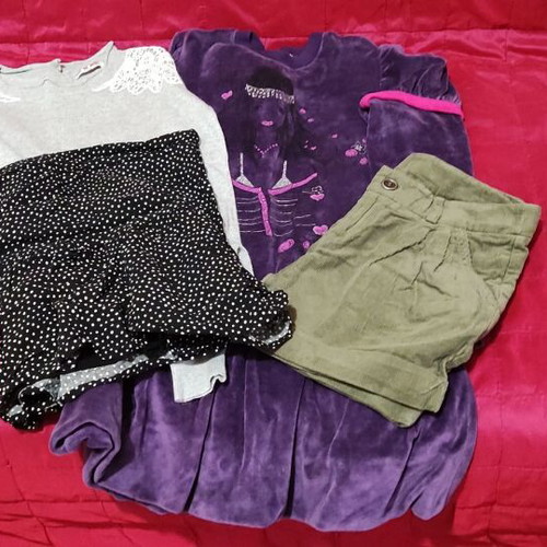 Girls' clothes used, set No 10 with shorts, dress, skirt, blouse