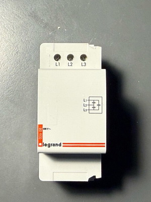 Legrand phase coupler used for In One installation