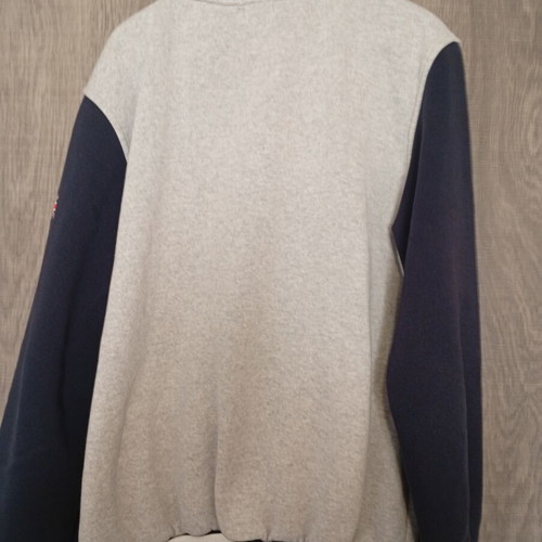 London sweatshirt jacket like new, XXL and XL
