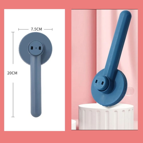 Self-cleaning pet brush new for dogs and cats